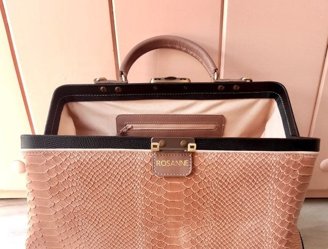 Women’s business weekender travel bag