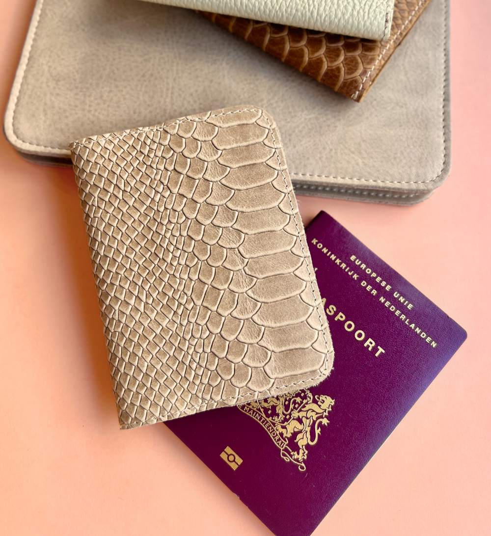 No-Waste Passport Cover